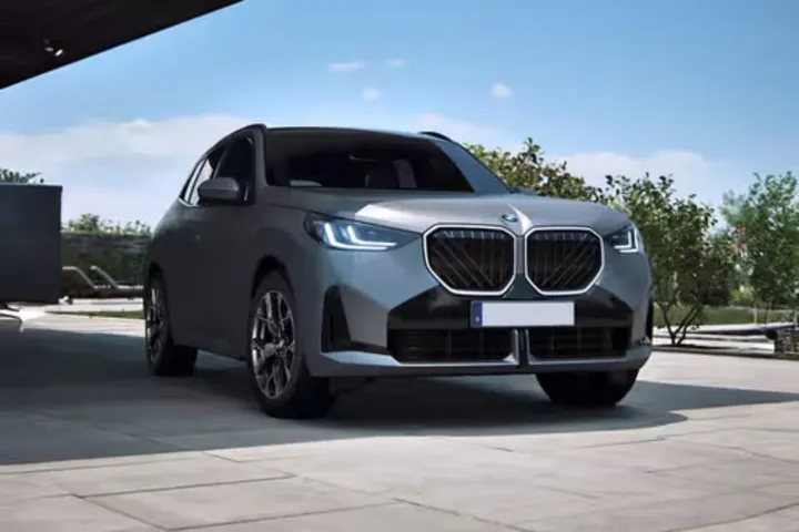 Mobil Harian Tapi Rasa Sultan